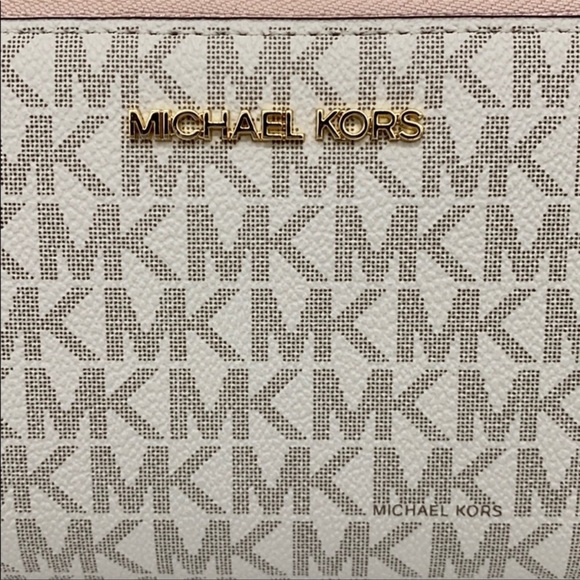 MICHAEL KORS LARGE FLAT MF PHONE CASE POWDER BLUSH WALLET - WRISTLET - Picture 14 of 16
